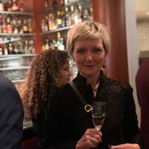 Meet your Posher, Renee anne